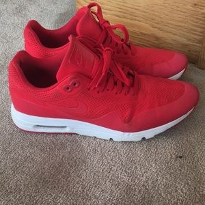 Women’s Nike air max